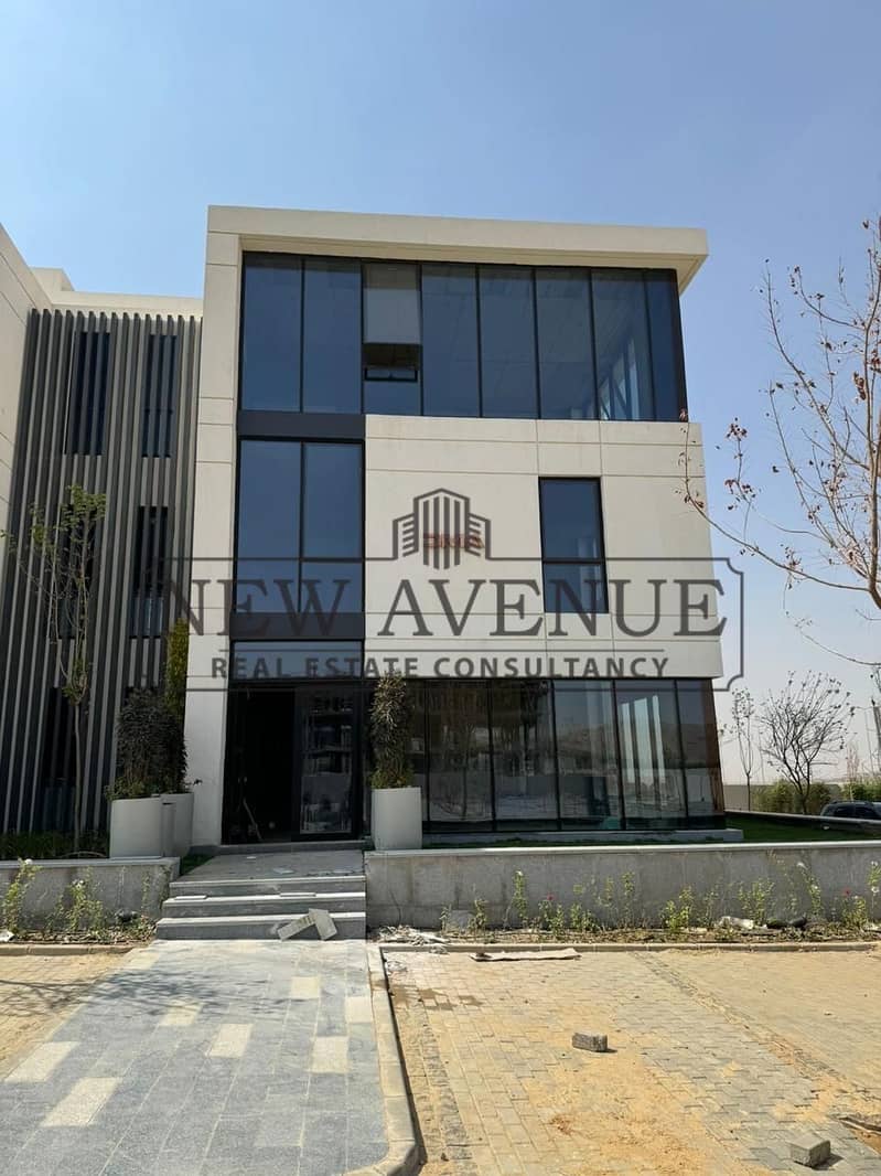 10 1000207425. jpg