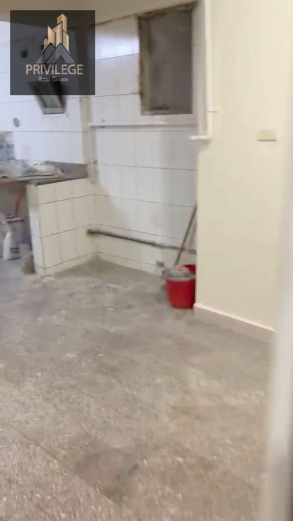5 1001049746. jpg