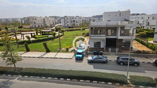 فیلا 5 غرف نوم للبيع في مدينة الشروق، القاهرة - WhatsApp Image 2025-07-05 at 14.53. 36_ce58b108. jpg