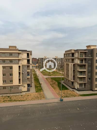 شقة 3 غرف نوم للبيع في 6 اكتوبر، الجيزة - 1a765cf3-1a36-4b24-9a52-5428f16a3f18. jpg
