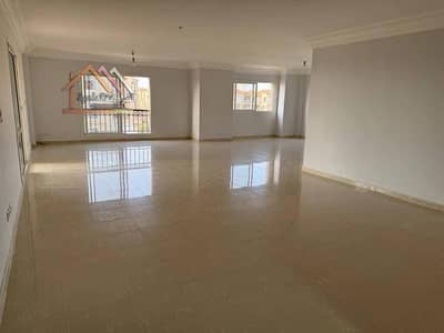 4 Bedroom Apartment for Sale in Madinaty, Cairo - WhatsApp Image 2026-08-12 at 15.38. 35 (3). jpeg 4 Bedroom Apartment for Sale in Madinaty, Cairo - WhatsApp Image 2026-08-12 at 15.38. 35 (3). jpeg