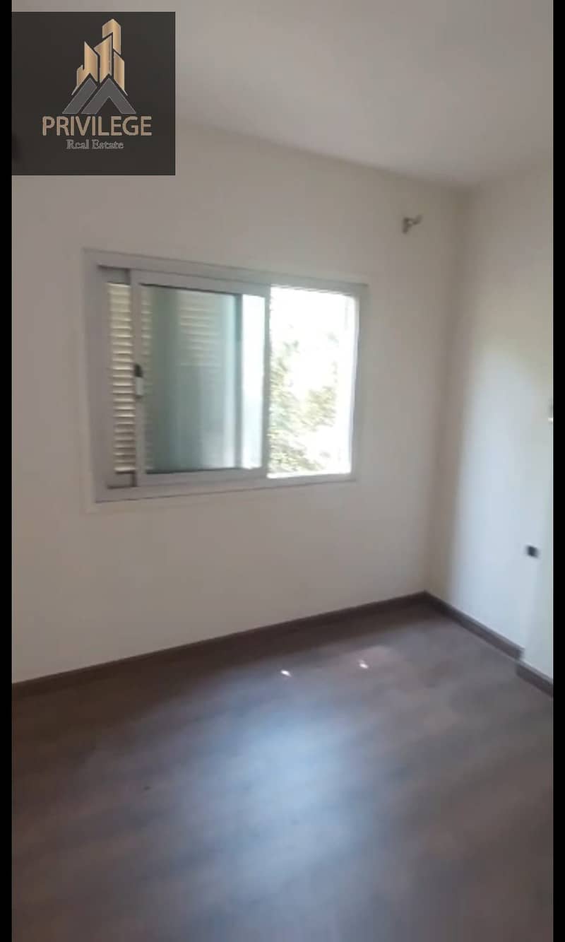 9 1000248466. jpg