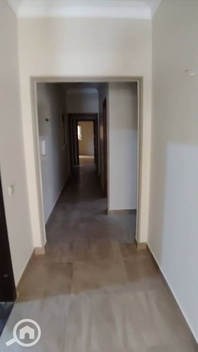 9 1000379932. jpg