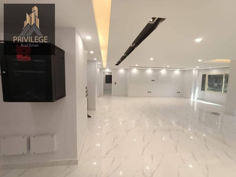 9 1001049875. jpg
