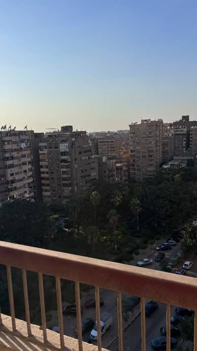 3 Bedroom Flat for Sale in Nasr City, Cairo - شقة 235م للبيع في مدينة نصر فيو وايد جاردن 3 Bedroom Flat for Sale in Nasr City, Cairo - شقة 235م للبيع في مدينة نصر فيو وايد جاردن
