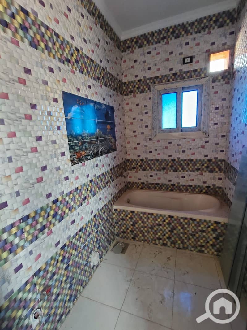 7 1000526871. jpg