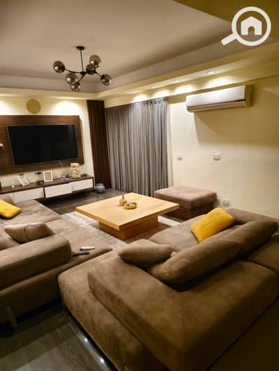 3 Bedroom Townhouse for Rent in 6th of October, Giza - 1000368129. jpg 3 Bedroom Townhouse for Rent in 6th of October, Giza - 1000368129. jpg