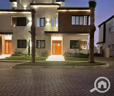 4 Bedroom Villa for Sale in New Cairo, Cairo - 473209010_1519923756077216_5884560827466172382_n. jpg 4 Bedroom Villa for Sale in New Cairo, Cairo - 473209010_1519923756077216_5884560827466172382_n. jpg
