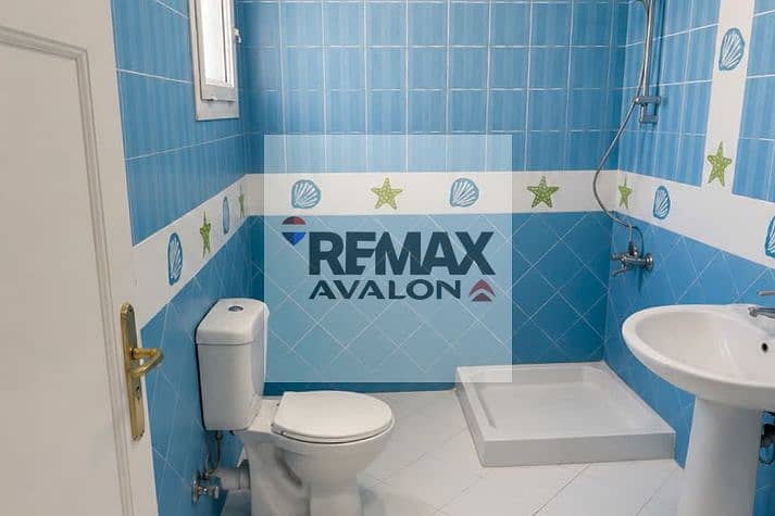 4 4. jpg