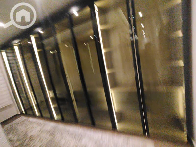 8 1000188139. jpg