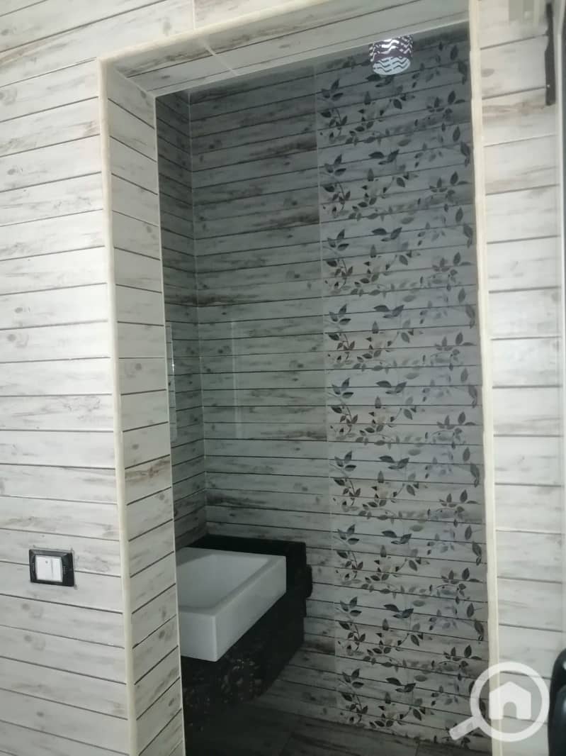 9 255724. jpg