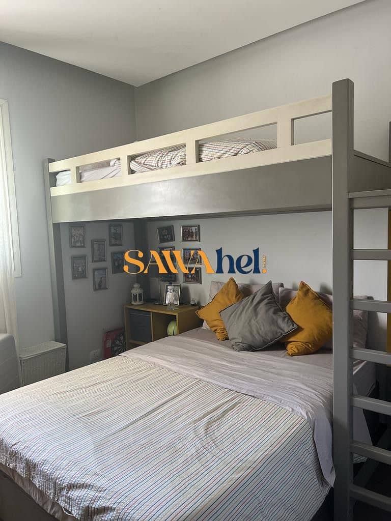 12 a6bd706d-3c06-4feb-880f-28cf569dd282. jpg