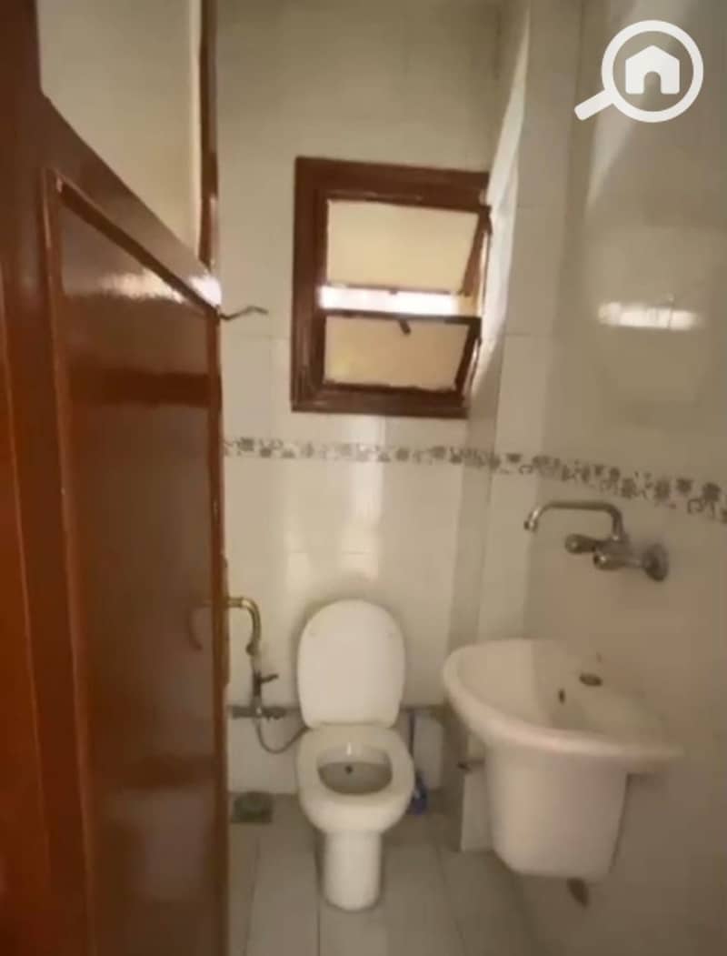 8 288575. jpg