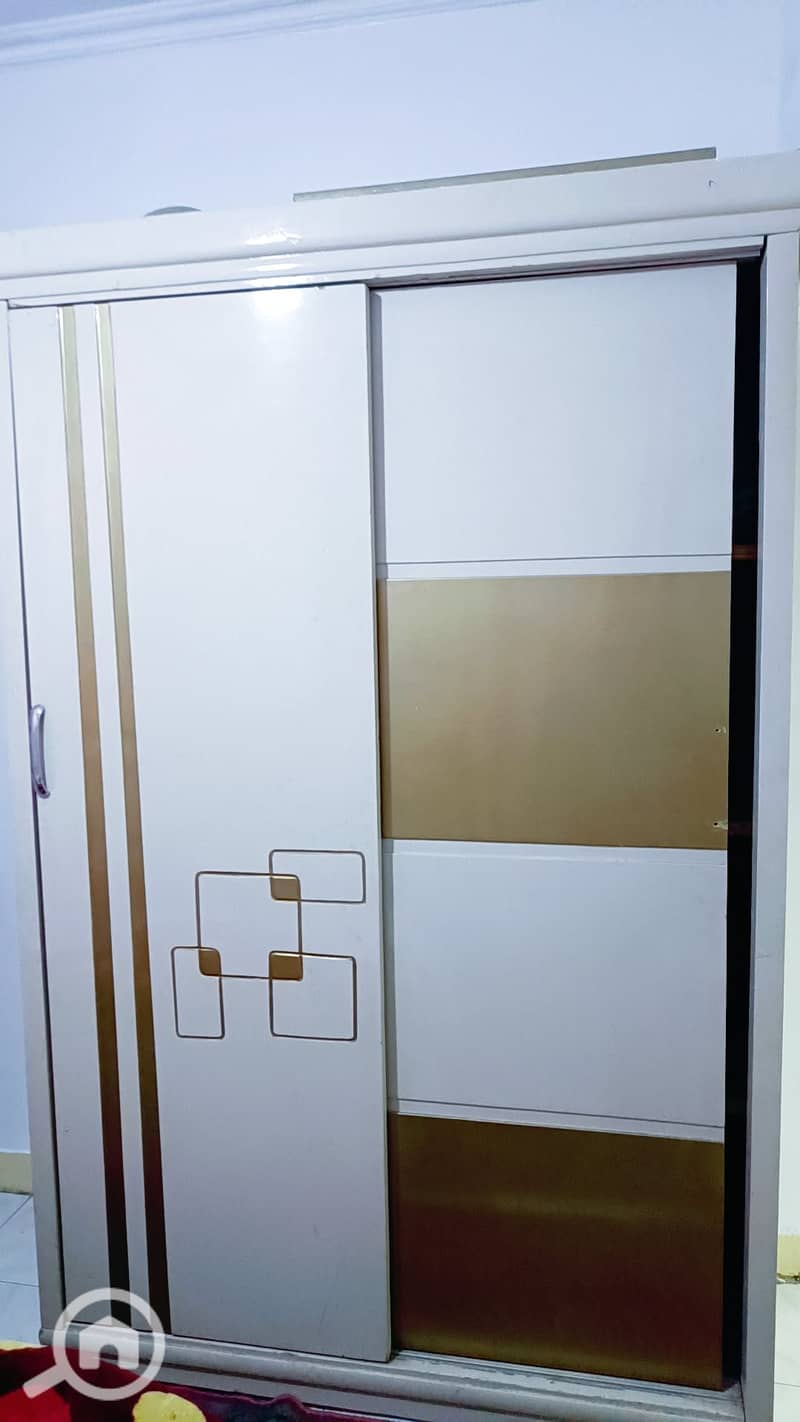 4 1000391866. jpg