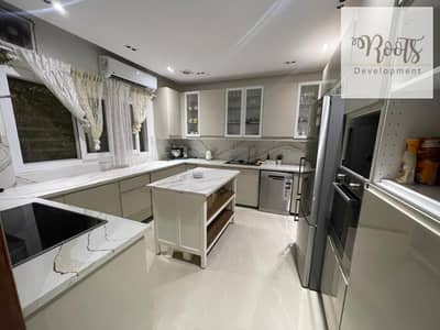 تاون هاوس 3 غرف نوم للبيع في الشيخ زايد، الجيزة - IMG-20260708-WA0045. jpg