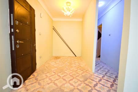 2 Bedroom Flat for Sale in Fleming, Alexandria - 20260812_170750_٠٠٠٠. png 2 Bedroom Flat for Sale in Fleming, Alexandria - 20260812_170750_٠٠٠٠. png