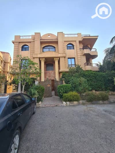 6 Bedroom Apartment for Sale in New Cairo, Cairo - الروف. jpg