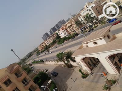 3 Bedroom Flat for Sale in Sheikh Zayed, Giza - 5d5407dd-07ce-4e62-be13-6bd367d811af. jpg 3 Bedroom Flat for Sale in Sheikh Zayed, Giza - 5d5407dd-07ce-4e62-be13-6bd367d811af. jpg