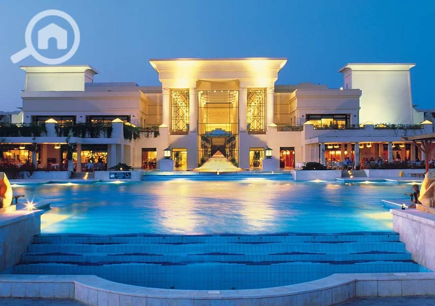 9 imageye___-_imgi_127_Sheraton. jpeg