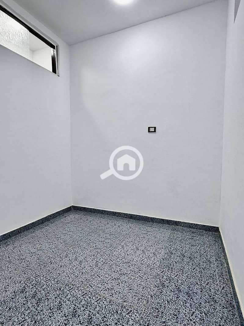2 1000801133. jpg