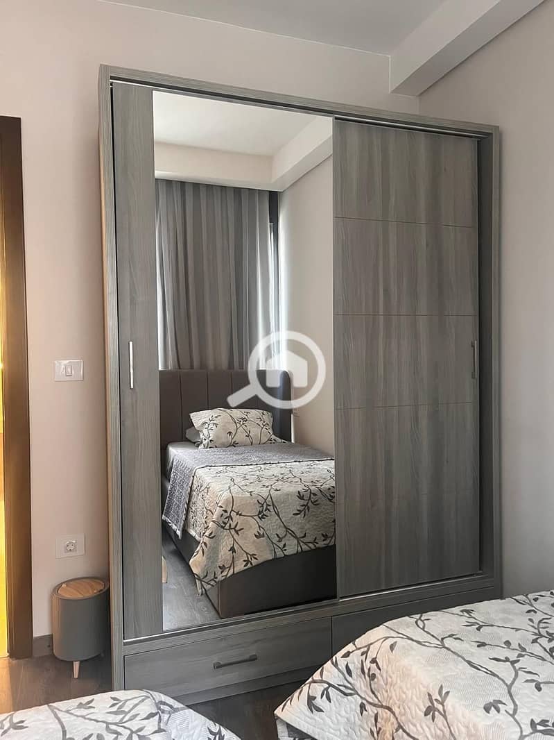 5 IMG_4556. jpg