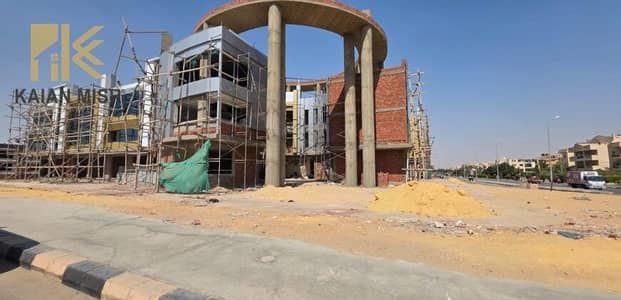 Retail for Sale in Shorouk City, Cairo - 5066. jpg