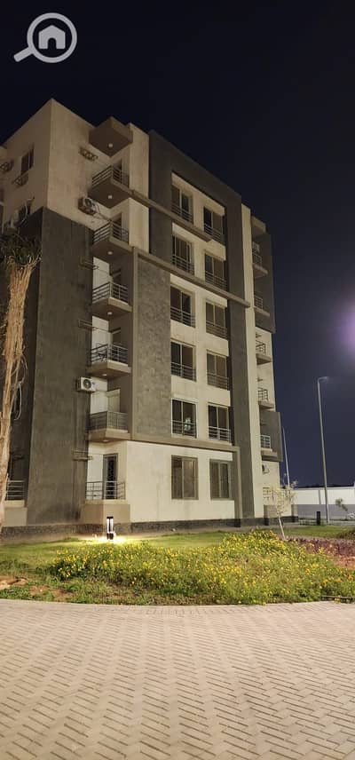 3 Bedroom Flat for Rent in Sheikh Zayed, Giza - WhatsApp Image 2026-07-28 at 12.25. 59 AM (4). jpeg 3 Bedroom Flat for Rent in Sheikh Zayed, Giza - WhatsApp Image 2026-07-28 at 12.25. 59 AM (4). jpeg