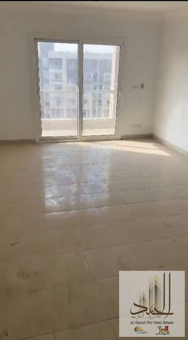 1000875891. jpg 1000875891. jpg