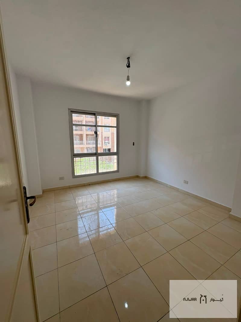 10 10. jpeg