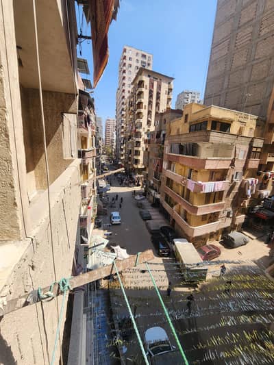 فلیٹ 2 غرفة نوم للبيع في المندرة، الإسكندرية - شقه للبيع المندرة قبلى الدور ٤ شارع المهداوى فلیٹ 2 غرفة نوم للبيع في المندرة، الإسكندرية - شقه للبيع المندرة قبلى الدور ٤ شارع المهداوى