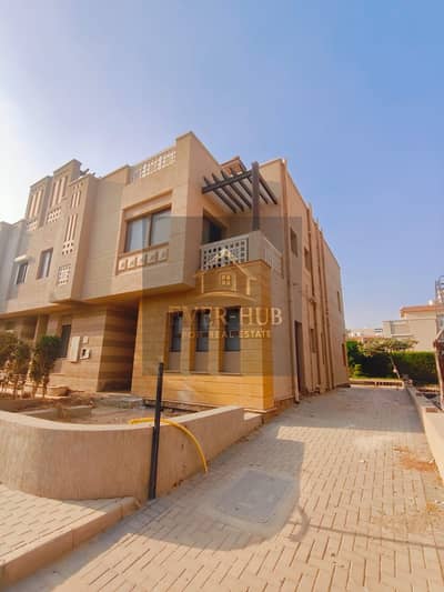 6 Bedroom Villa for Sale in 6th of October, Giza - bb131410-52dd-4b28-80b7-e4c84f090a4f. jpg 6 Bedroom Villa for Sale in 6th of October, Giza - bb131410-52dd-4b28-80b7-e4c84f090a4f. jpg