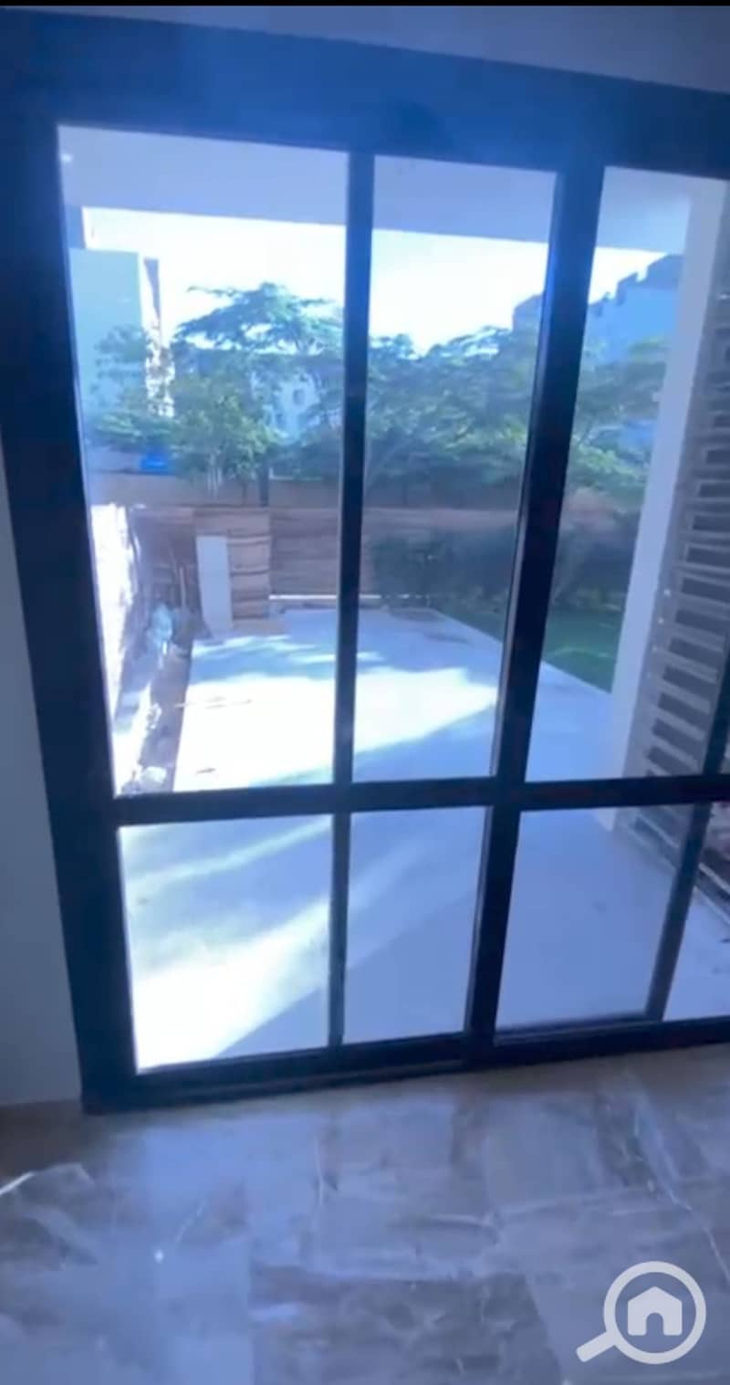 3 95459. jpg