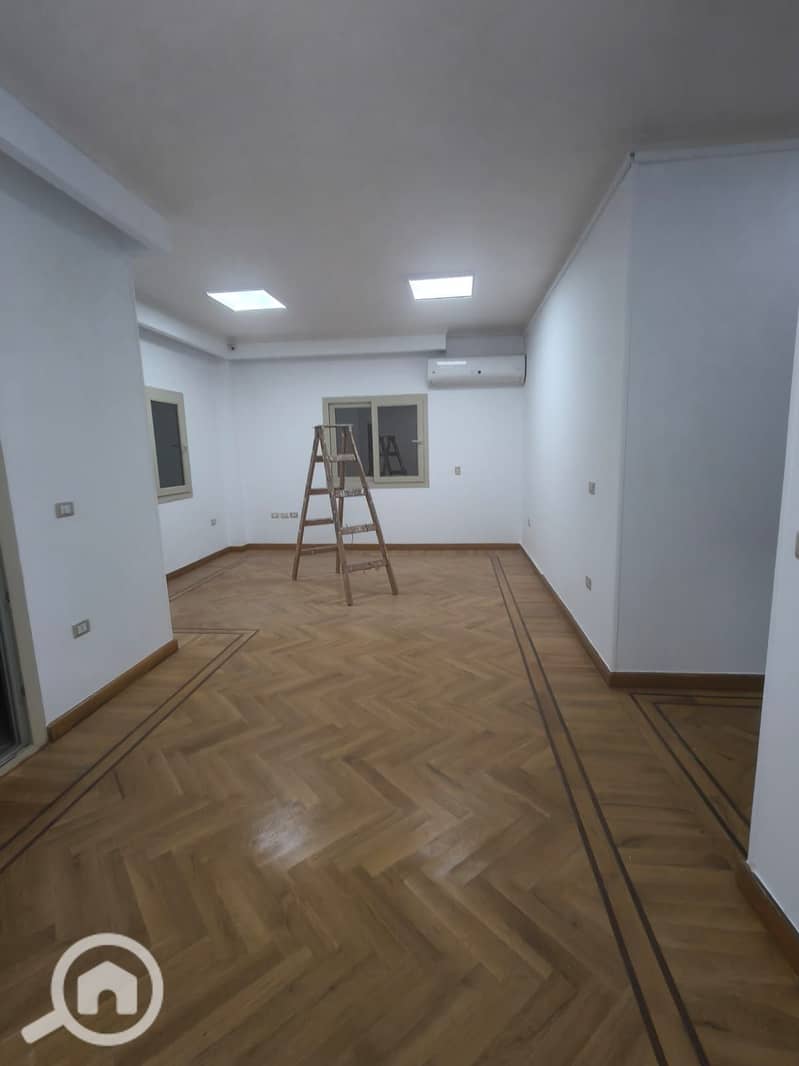 8 1000395094. jpg