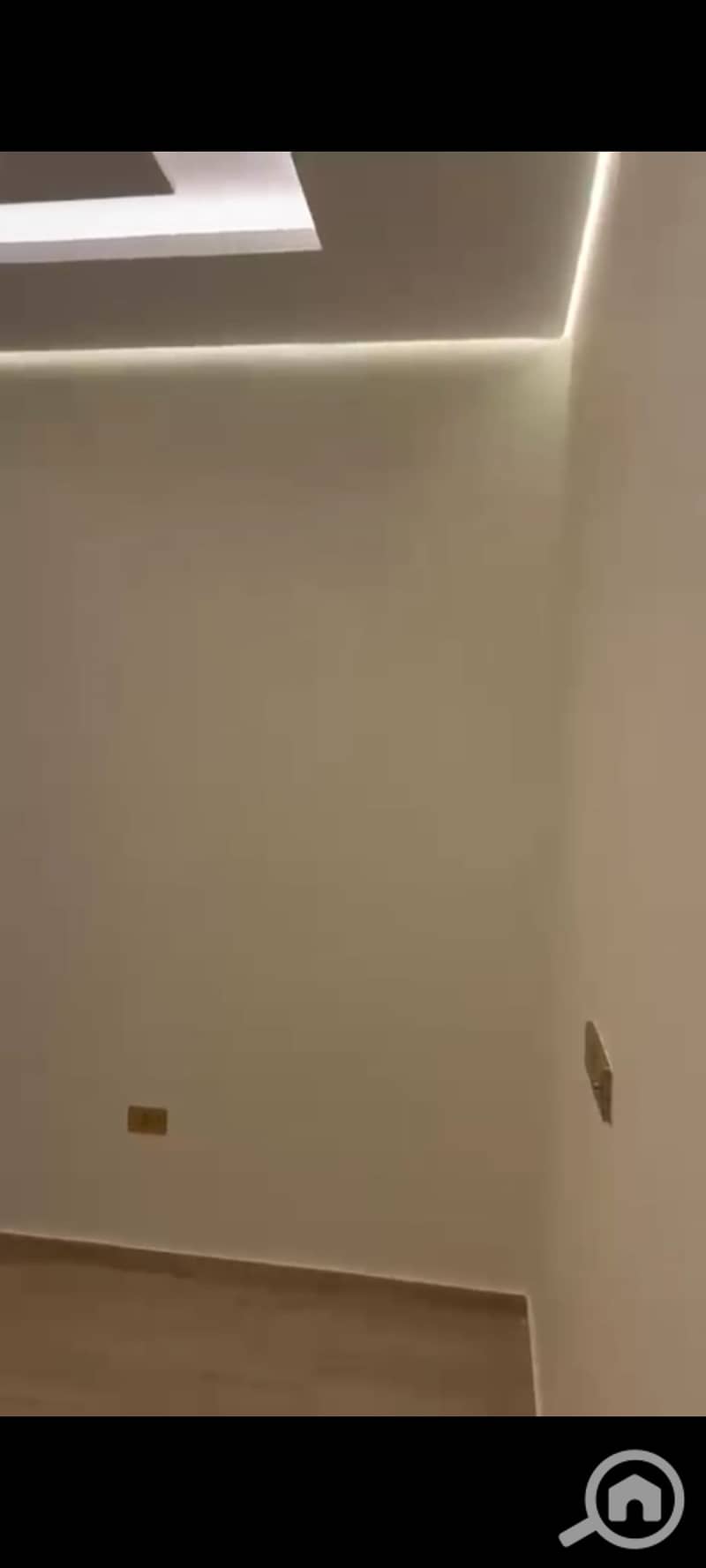 6 1000641894. png
