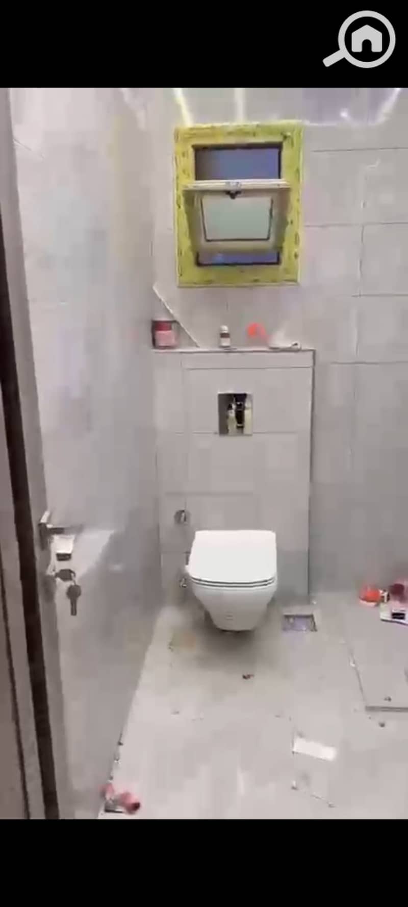 8 1000641892. png