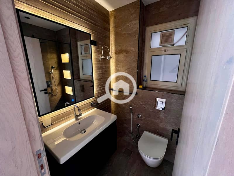 2 17cae27b-25f0-42c0-a457-f365a28464c2. jpg