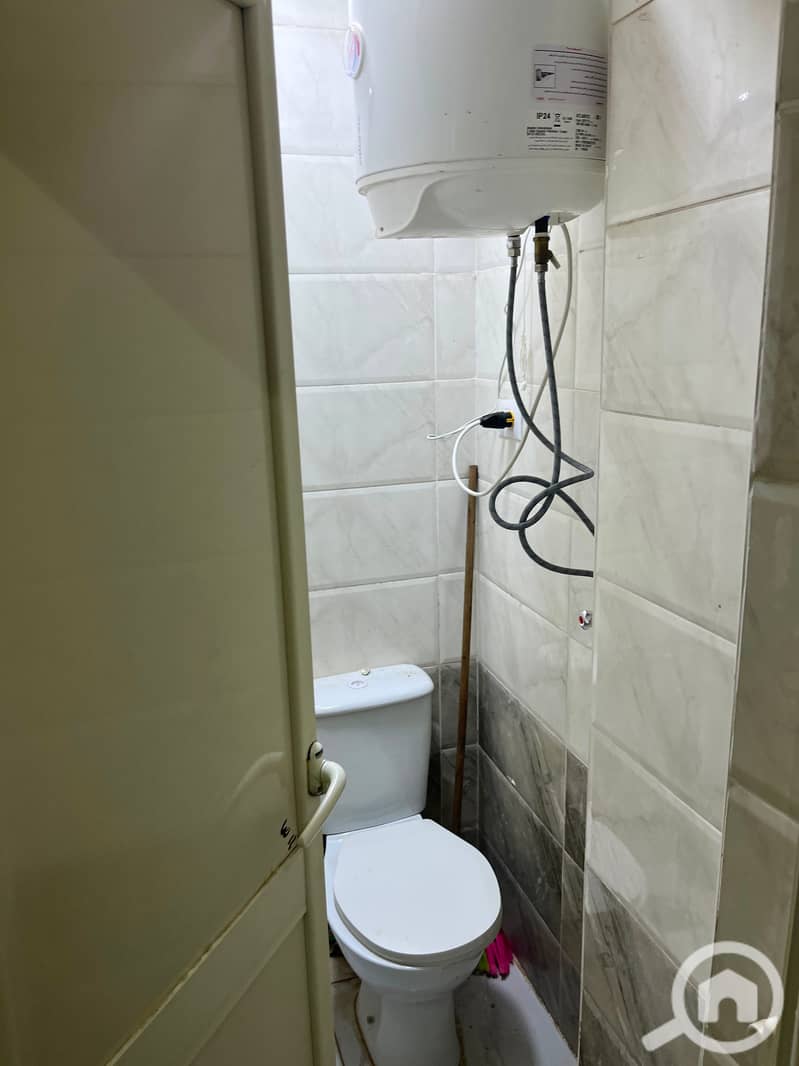 8 1000182289. jpg