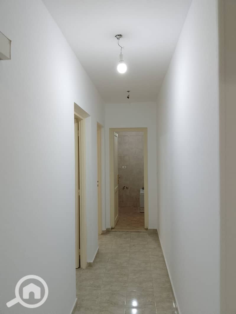 11 ef7acf72-ad60-44a0-9675-a3fb93d95dd8. jpg