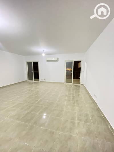 3 Bedroom Flat for Sale in New Cairo, Cairo - IMG-20241217-WA0030. jpg 3 Bedroom Flat for Sale in New Cairo, Cairo - IMG-20241217-WA0030. jpg