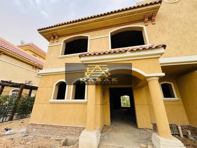 4 Bedroom Twin House for Sale in Madinaty, Cairo - 629e8f5f-dca3-4f31-872f-e3eba9150e8c. jpeg 4 Bedroom Twin House for Sale in Madinaty, Cairo - 629e8f5f-dca3-4f31-872f-e3eba9150e8c. jpeg
