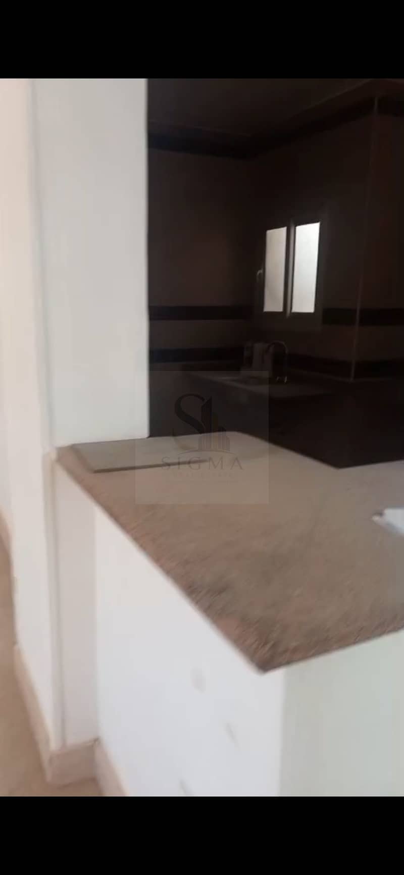5 1000488207. jpg