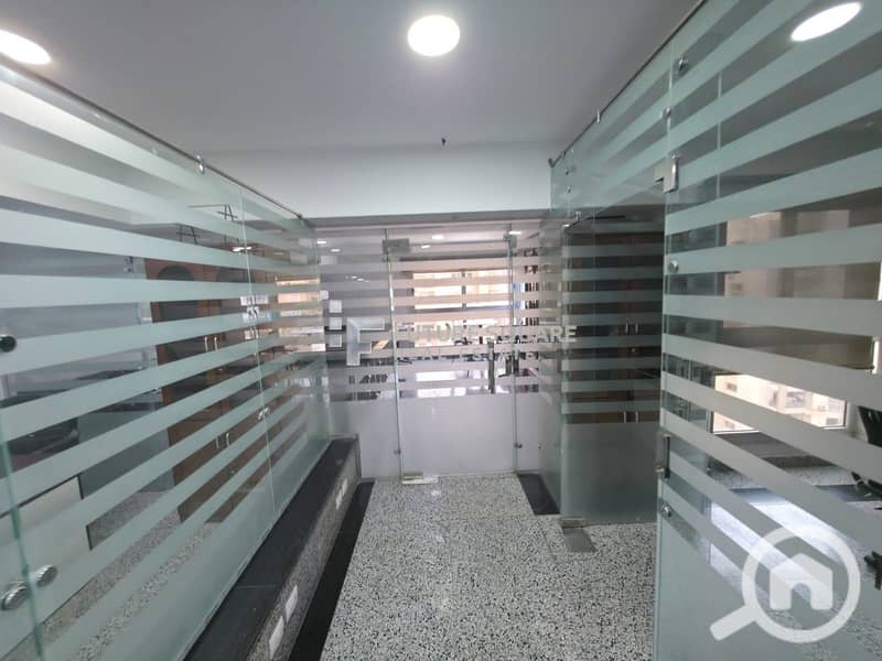 6 Image13. jpg