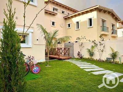 5 Bedroom Townhouse for Sale in New Cairo, Cairo - WhatsApp Image 2026-04-29 at 13.02. 19 (1). jpeg 5 Bedroom Townhouse for Sale in New Cairo, Cairo - WhatsApp Image 2026-04-29 at 13.02. 19 (1). jpeg
