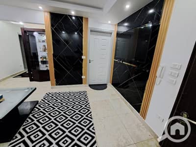 فلیٹ 3 غرف نوم للايجار في مدينتي، القاهرة - 1000969729. jpg