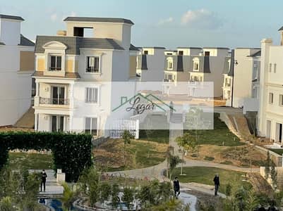 5 Bedroom Villa for Sale in 6th of October, Giza - كمبوند-ماونتن-فيو-تشيل-اوت-بارك-6-أكتوبر-. jpg 5 Bedroom Villa for Sale in 6th of October, Giza - كمبوند-ماونتن-فيو-تشيل-اوت-بارك-6-أكتوبر-. jpg