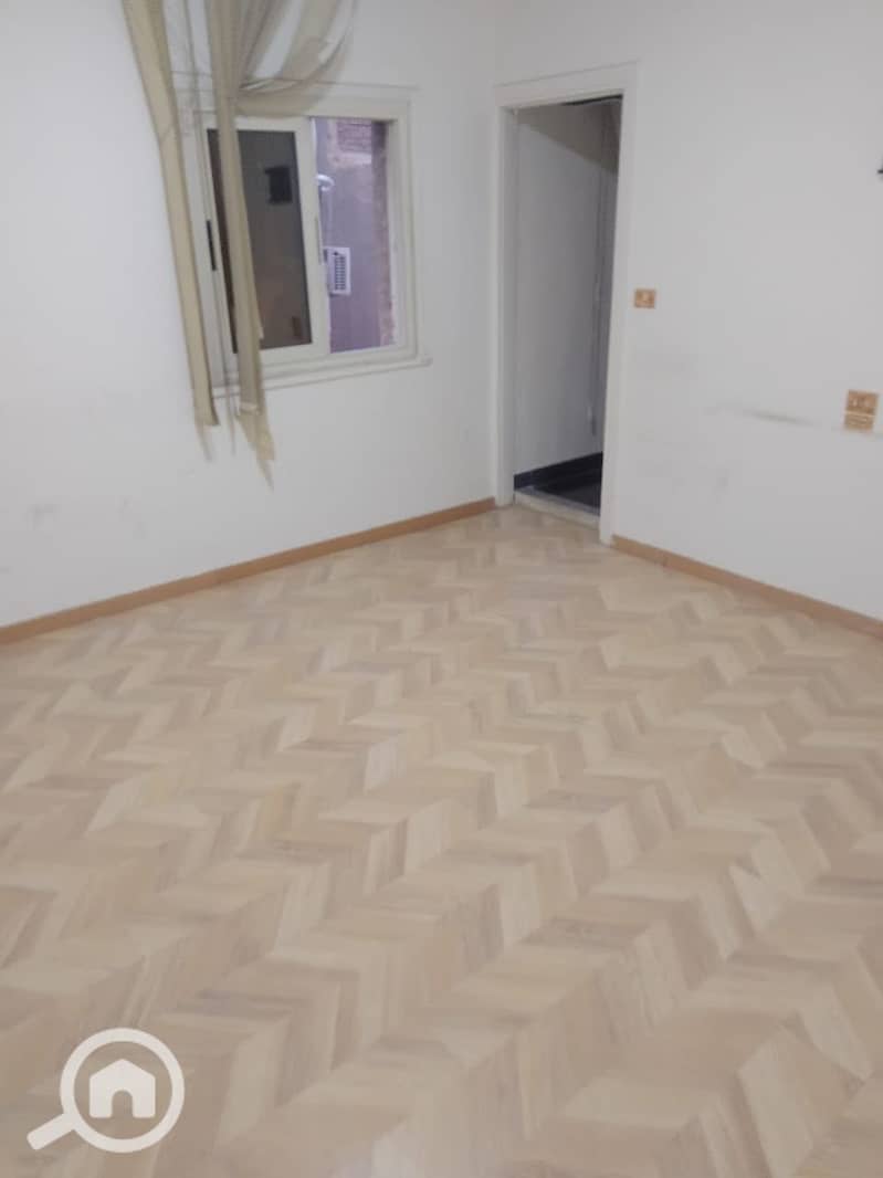 2 764977. jpg
