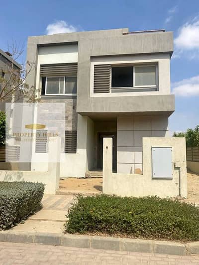 3 Bedroom Villa for Sale in New Cairo, Cairo - 774042549_1063648496079054_25115490943827030_n. jpg