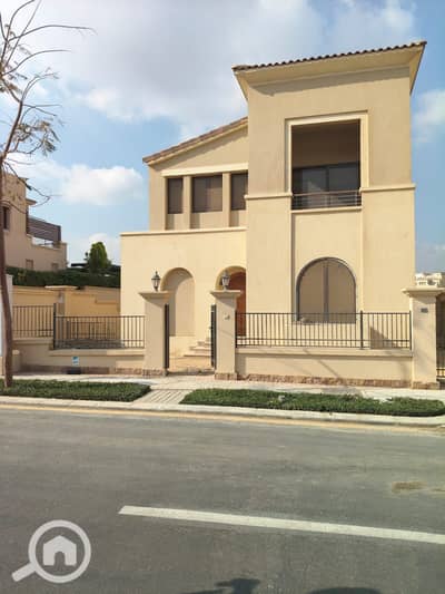 فیلا 4 غرف نوم للبيع في المقطم، القاهرة - 5a454396-5fc3-4f1f-86da-0bfa07bea206. jpg