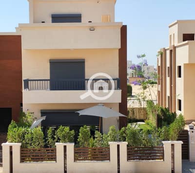 تاون هاوس 6 غرف نوم للبيع في العبور، القاهرة - 739917772_1467246115438804_333506560408586706_n. jpg