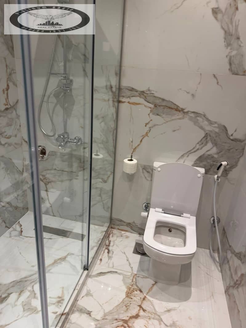 14 871e4f52-bba7-477a-bba5-413043211ce7. jpg